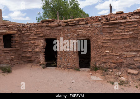 USA, Utah, Boulder, Anasazi State Park Museum, Six-room replica of the pueblo at the 12th Century Coombs Site Ruins. Stock Photo