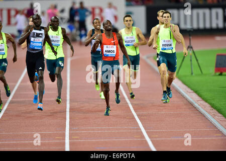 Zurich, Switzerland. 28th Aug, 2014. Nijel Amos wins the 800m at the IAAF Diamond League athletics meeting in Zurich Credit:  Erik Tham/Alamy Live News Stock Photo