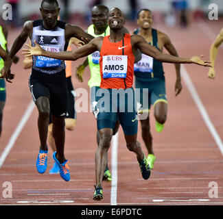 Zurich, Switzerland. 28th Aug, 2014. Nijel Amos wins the 800m at the IAAF Diamond League athletics meeting in Zurich Credit:  Erik Tham/Alamy Live News Stock Photo