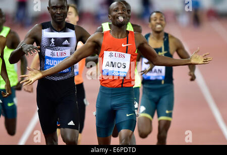 Zurich, Switzerland. 28th Aug, 2014. Nijel Amos wins the 800m at the IAAF Diamond League athletics meeting in Zurich Credit:  Erik Tham/Alamy Live News Stock Photo