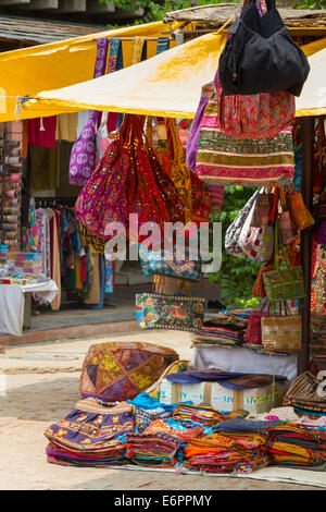 Bag and souvenir stall, Dilli Haat craft market in Delhi, India Stock Photo