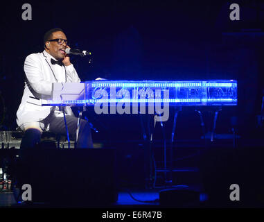 Charlie Wilson performs live at the James L. Knight Center  Featuring: Charlie Wilson Where: Miami, Florida, United States When: 23 Feb 2014 Stock Photo