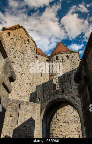 Porte Narbonnaise entrance to the medieval fortified citadel, Carcassonne, Languedoc-Roussillon, France Stock Photo