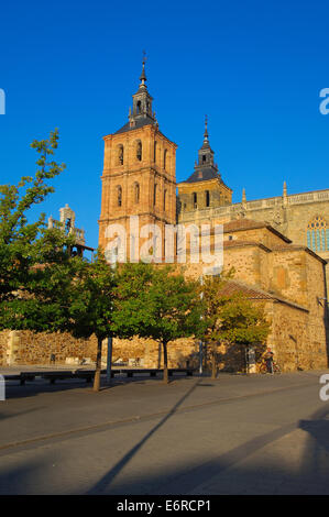 Astorga, Cathedral, Via de la plata, Ruta de la plata, Leon province, Castilla y Leon, Camino de Santiago, Way of St James, Stock Photo
