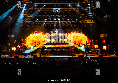 Toronto, Ontario, Canada. 29th Aug, 2014. American country music singer JASON ALDEAN performed at Molson Canadian Amphitheatre in Toronto Credit:  Igor Vidyashev/ZUMA Wire/Alamy Live News Stock Photo