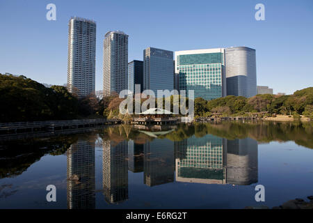 Hama Rikyu Gardens in the City, Tokyo, Japan Stock Photo