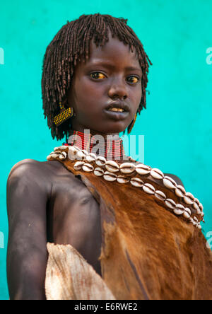 Little Girl of the Hamer tribe, portrait, Turmi, Region of the Southern ...