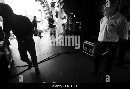 Wallingford, Oxford, UK. 30th Aug, 2014. a view of theback stage  at bunkfest a free thee day music festival. Credit:  stuart emmerson/Alamy Live News Stock Photo
