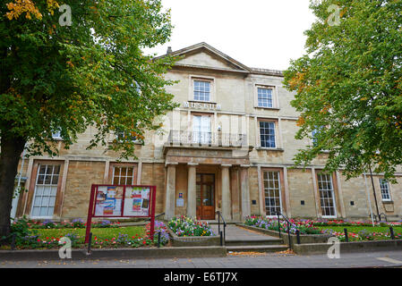 Museum And Art Gallery Priestgate Peterborough Cambridgeshire UK Stock Photo