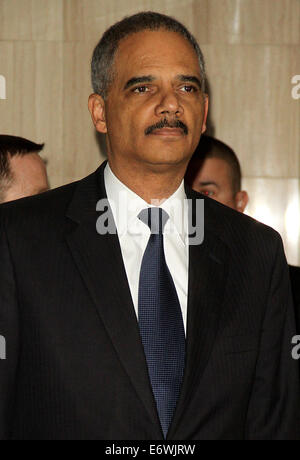 13th Annual Human Rights Campaign's Greater New York Gala at the Waldorf Astoria  Featuring: Eric Holder Where: New York, United States When: 08 Feb 2014 Stock Photo