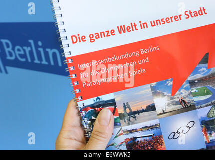 Berlin, Germany. 01st Sep, 2014. (ILLUSTRATION) The application file for the Olympic Games 2024 or 2028 to be held in Berlin is presented at a press conference on Berlin's possible Olympics candidacy in Berlin, Germany, 01 September 2014. Photo: Stephanie Pilick/dpa/Alamy Live News Stock Photo