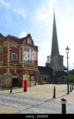 Market Square showing Parish Church of St Mary, High Street, Old Town, Hemel Hempstead, Hertfordshire, England, United Kingdom Stock Photo