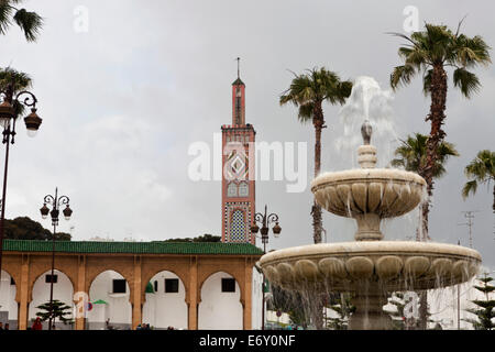 Fountain and Sidi Bou Abib Mosque on Place du 9 Avril 1947 (Grand Socco), Tangiers, Morocco Stock Photo