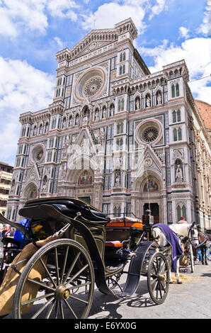 Horse carriage in front of Santa Maria del Fiore cathedral at san Giovanni square in Florence Stock Photo