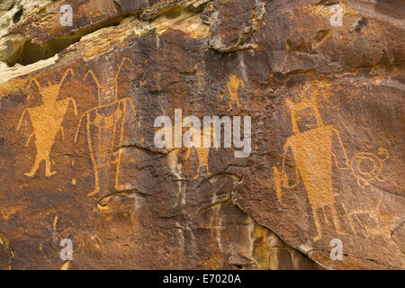 USA, Utah, Dinosaur National Monument, McKee Spring Petroglyphs, Fremont Style, AD 700 - AD 1200 Stock Photo