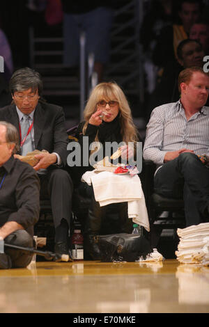 Friday February 28, 2014; Celebs out at the Lakers game. The Los Angeles Lakers defeated the Sacramento Kings by the final score of 126-122 at Staples Center in downtown Los Angeles, CA.  Featuring: Dyan Cannon Where: Los Angeles, California, United State Stock Photo