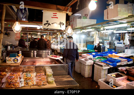 Tsukiji fish market, Tokyo, Japan, Asia, the largest wholesale seafood market in the world. View of shops, stalls Stock Photo
