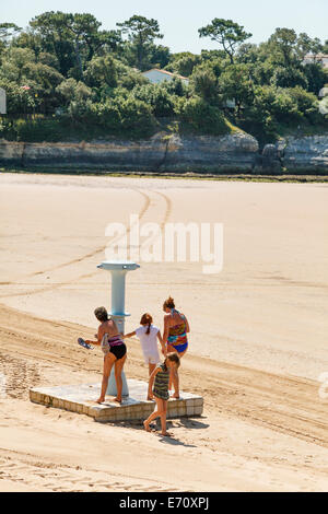 Shower, Nude, Women Stock Photo - Alamy