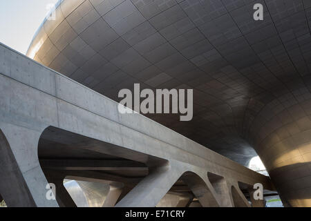 Dongdaemun Design Plaza, by architect Zaha Hadid. Seoul, South Korea. Stock Photo