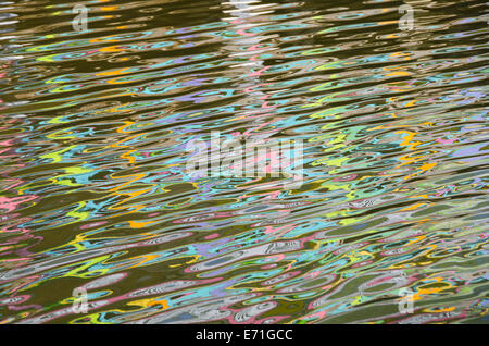 USA, Kentucky, Kuttawa, Lake Barkley, Buzzard Rock. Colorful reflections on lake. Stock Photo