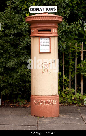 Victorian Post box at Toddington Station on the Gloucestershire and Warwickshire Railway, England, UK. Stock Photo