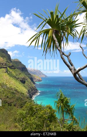 Views along the Kalalau Trail on the Na Pali Coast of Kauai, Hawaii Stock Photo