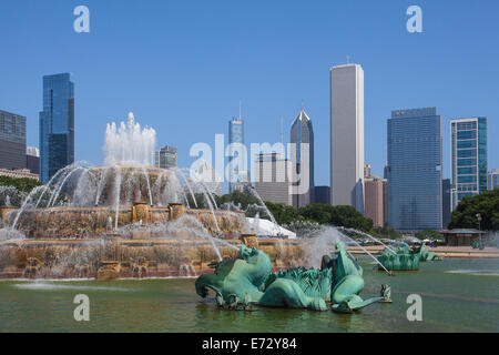 CHICAGO,USA-JULY 11,2013: Famous Buckingham fountain in Grant Park, Chicago, USA Stock Photo