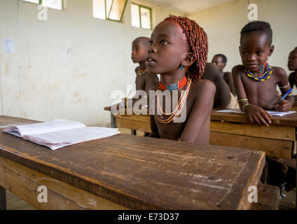 Hamer Tribe Kids In A School, Turmi, Omo Valley, Ethiopia Stock Photo