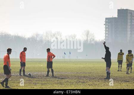 Soccer - Sunday League - Hackney Marshes Stock Photo - Alamy