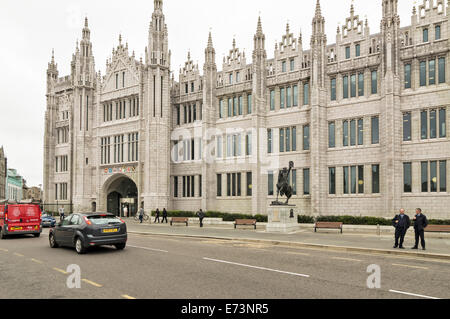 MARISCHAL COLLEGE HEADQUARTERS OF ABERDEEN CITY COUNCIL LOCATED IN BROAD STREET Stock Photo