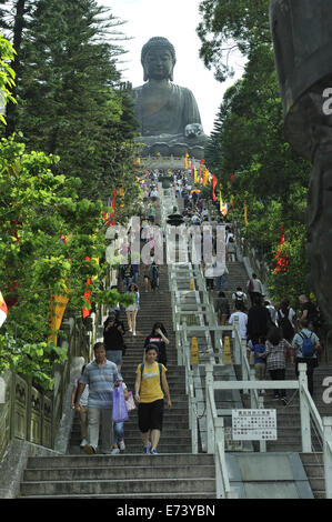 People on stairway leading to the Tian Tan Buddha (Big Buddha) statue, Ngong Ping, Lantau Island, Hong Kong, China Stock Photo