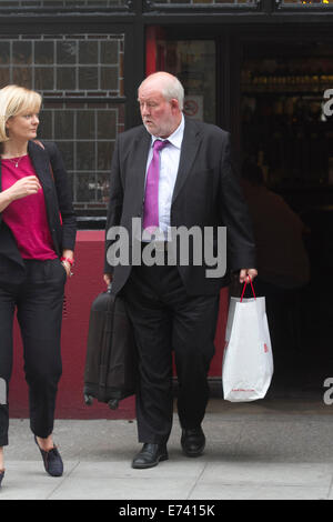 London UK. 5th September 2014. Former home secretary and British Labour politician Charles Clarke is spotted in London Credit:  amer ghazzal/Alamy Live News