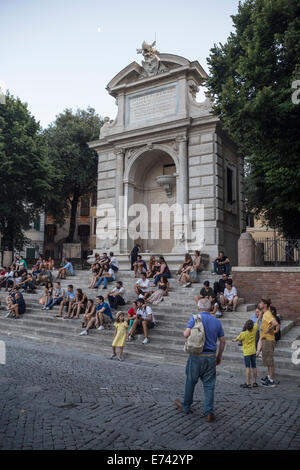 Rome, Italy, Fountain of 100 priest or Fountain of Ponte Sisto (100 preti or Sisto Bridge) built 1613 - in Trilussa square Stock Photo