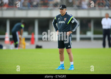 Atsubetsu athletic studium, Hokkaido, Japan. 6th Sep, 2014. Javier Aguirre  Football/Soccer : Practice session after KIRIN Challenge Cup 2014 match between Japan - Uruguay at Atsubetsu athletic studium, Hokkaido, Japan. © Yohei Osada/AFLO SPORT/Alamy Live News Stock Photo