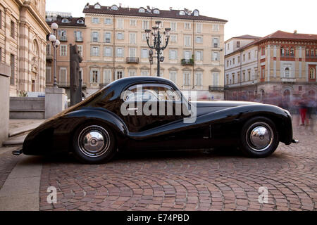 Torino, Italy. 6th September 2014. A 1942 Alfa Romeo 6C 2500 with Bertone coachwork. Collectors of historical cars met in Torino for a car elegance competition. Stock Photo