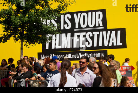 Toronto, Canada. 6th Sep, 2014. Movie fans wait for movie stars' arrival at the pedestrian mall of the 39th Toronto International Film Festival in Toronto, Canada, on Sept. 6, 2014. Credit:  Zou Zheng/Xinhua/Alamy Live News Stock Photo