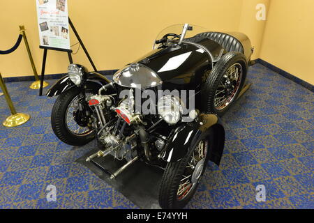 Morgan Aero V-twin three-wheeler sports car from the 1920's and 1930's ...