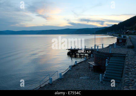 Sunset, Listvyanka, Irkutsky District, Irkutsk Oblast, lake Baikal, Siberia, Russian Federation Stock Photo