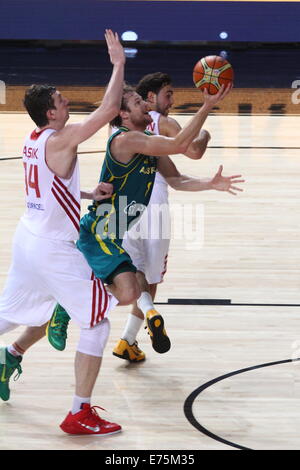 Barcelona, Spain. 07th Sep, 2014. 2014 FIBA Basketball World Cup, round of 16. B. Newley in action during game between Turkey versus Australia at Palau St. Jordi Credit:  Action Plus Sports/Alamy Live News Stock Photo