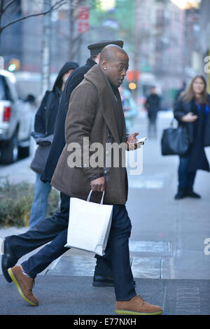 Omar Epps entering his hotel in New York  Featuring: Omar Epps Where: Manhattan, New York, United States When: 06 Mar 2014 Stock Photo