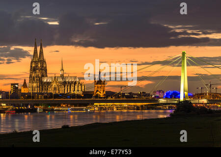 Panoramic view of the Rhine with Cologne Cathedral, Severinsbrücke Bridge, the Musical Dome and Great St. Martin Church Stock Photo