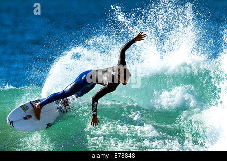 Jeffreys Bay, South Africa, Tuesday 09 Sep 2014.  Local surfer takes advantage of the excellent conditions at Supertubes, Jeffreys Bay, South Africa. Credit:  Sean McSweeney/Alamy Live News Stock Photo