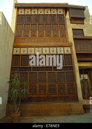 wooden lattice windows