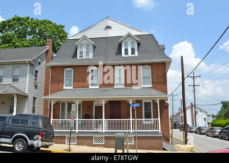 Spring Grove Borough Historic District listed on the NRHP on May 25, 1984 (#84003608) The historic district is roughly bounded by College Avenue and Jackson, Water, East, and Church Streets in Spring Grove, York County, Pennsylvania Stock Photo