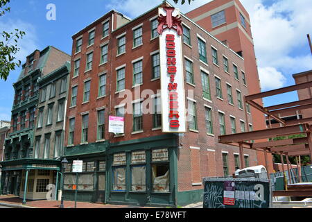 One of 5 adjacent buildings on Walnut Street in Philadelphia that used to be part of the 'Old Original Bookbinder's' restaurant. Restaurant is now out of business Stock Photo