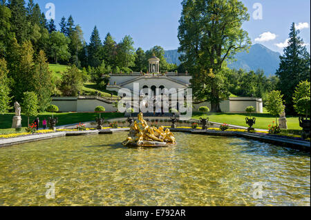 Flora Fountain surrounded by a water basin, the Venus Temple and terraced gardens at the back, Königslinde linden tree Stock Photo