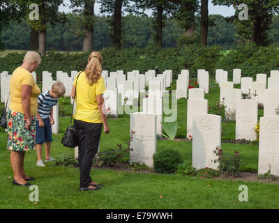 Commemoration Battle of Arnhem at Airborne cemetery, Oosterbeek ...