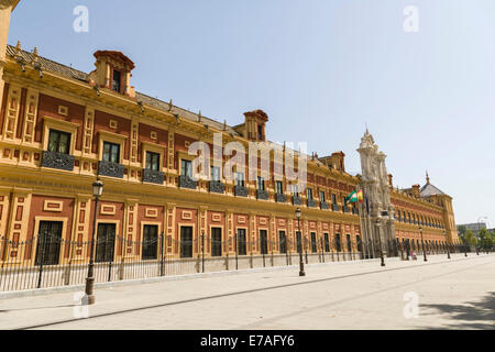 The Palace of San Telmo, Palacio de San Telmo, the seat of the presidency of the Andalusian Autonomous Government, Seville Stock Photo
