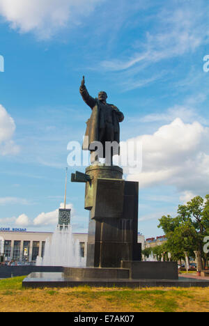 Statue of V.I. Lenin, Ploshchad Lenina, Lenin square, in front of Finland station, Saint Petersburg, Russia, Europe Stock Photo