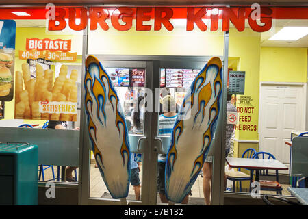 Honolulu Hawaii,Oahu,Hawaiian,Waikiki Beach,resort,Kalakaua Avenue,night,Burger King,burgers,hamburgers,fast food,restaurant restaurants dining cafe c Stock Photo